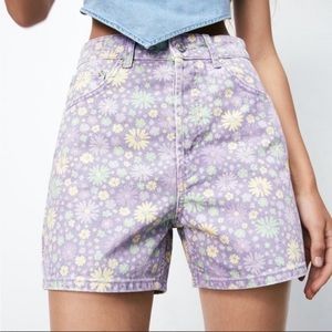 NWOT Zara Purple Daisy Print Denim Shorts